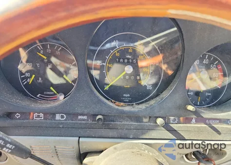 1981 Mercedes-Benz 380 Sl z USA, uszkodzony, nr VIN WDBBA45A3BB007223